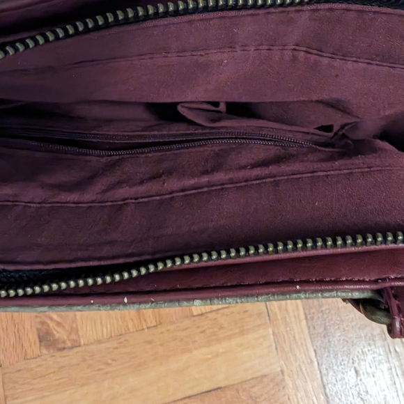 DESIGUAL Vinyl Floral Handbag with Varied Colours and Textures - Picture 14 of 15